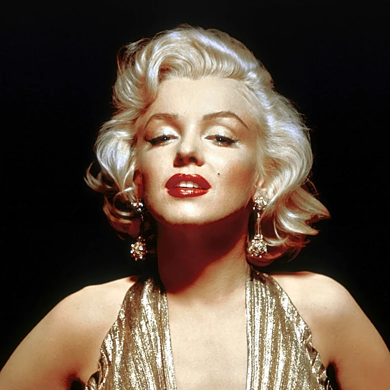 Throwback Pics Of Marilyn Monroe With Different Hairstyles Than Her Signature Look