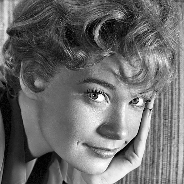 Remember '60s & '70s Star Shirley MacLaine? Here's What She Looks Like Now