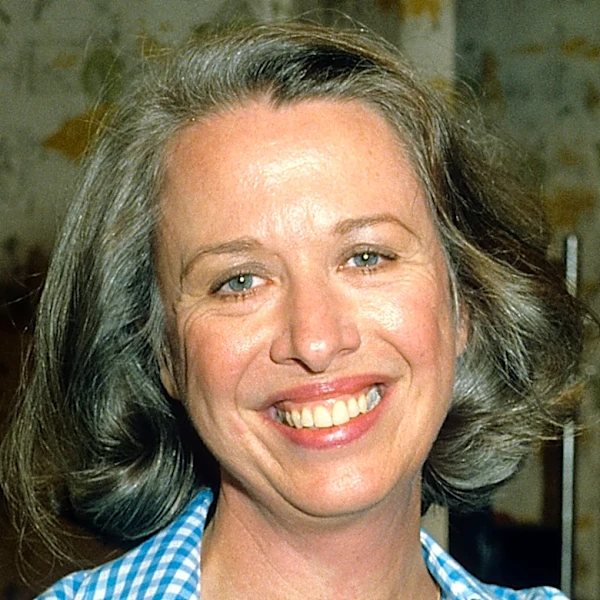 Remember '70s Star Polly Holliday? Here's What She Looked Like Decades After Alice Fame