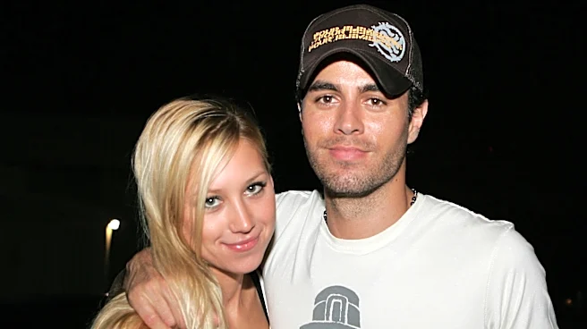 Sweet Pics Of Anna Kournikova And Enrique Iglesias Throughout Their Relationship