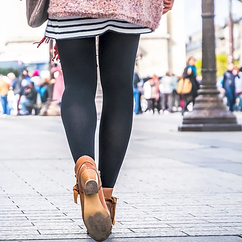 These Legging Styling Choices & Trends Are Firmly Outdated In 2026