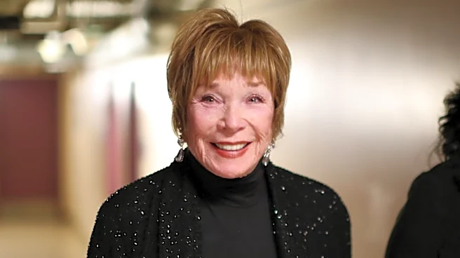 Shirley MacLaine's Signature Short Hair Is The Perfect Look For Older Women To Try