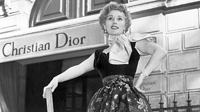 Forgotten Style Tricks That Helped '50s Women Craft Hourglass Silhouettes
