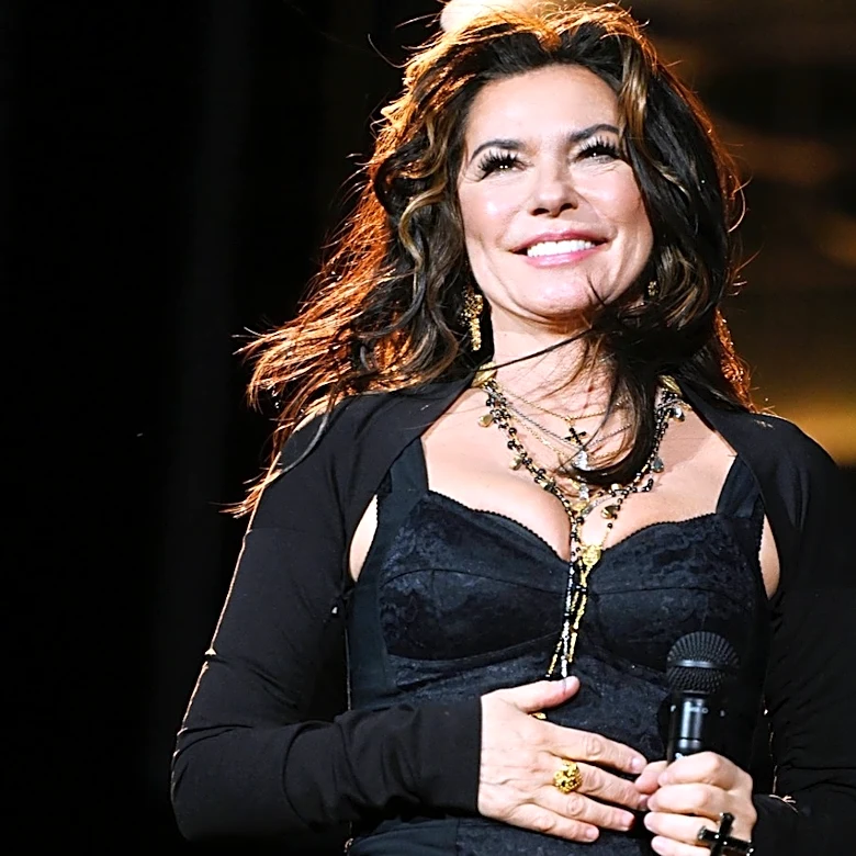 Shania Twain's Journey To Finding The Love She'll 'Grow Old With' Is A Reminder To Keep Your Heart Open