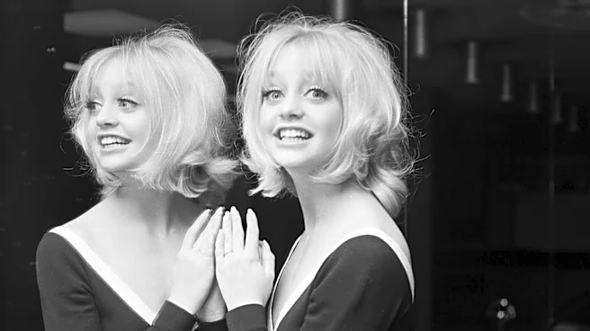 8 Of Goldie Hawn's Best Beauty & Hair Looks Of The '70s