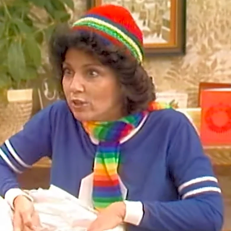 Remember Joyce DeWitt From Three's Company? Here's What The '80s Star Looks Like Now