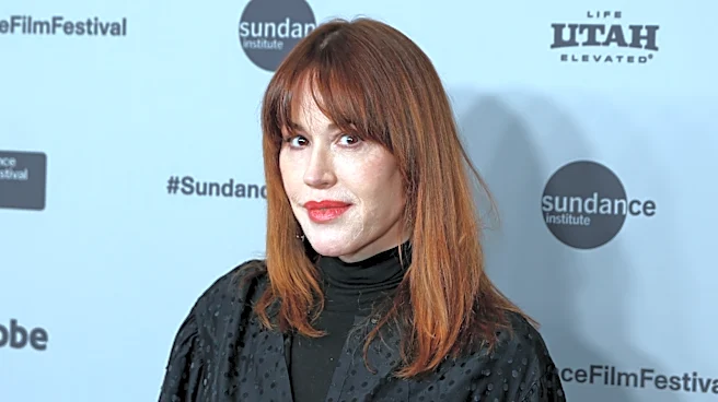 Molly Ringwald Is The Perfect Hair Inspo For Older Women Who Want To Get Bangs
