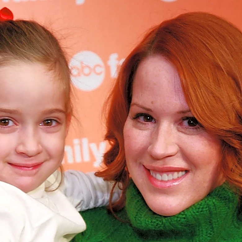 Molly Ringwald's Oldest Daughter Mathilda Grew Up To Be Gorgeous Like Her Mom
