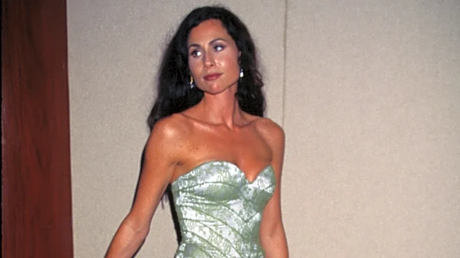 Minnie Driver's 1998 Awards Show Season Looks Prove She's An Underrated Fashion Icon
