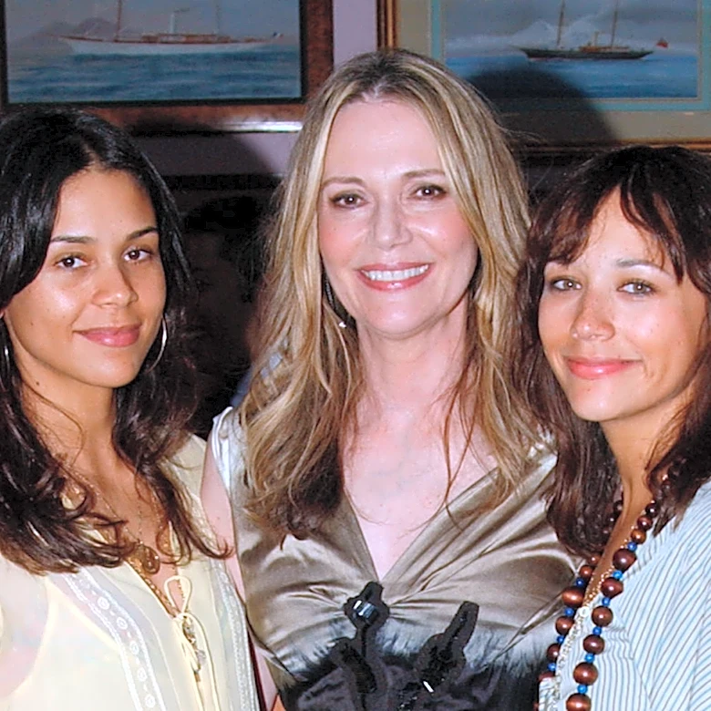 6 Sweet Pics Of Mod Squad Star Peggy Lipton With Daughters Kidada And Rashida Jones
