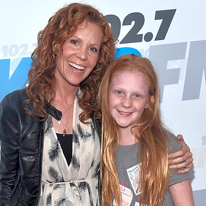 Robyn Lively's Daughter Grew Up To Be Gorgeous Like Her Mom & Aunt Blake Lively