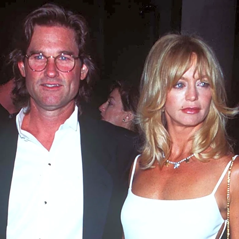This 1996 Red Carpet Moment Is One Of Goldie Hawn's Most Underrated Looks