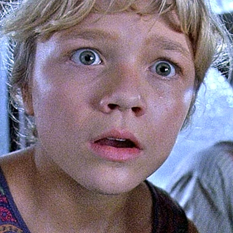 Then & Now: The Little Girl From Jurassic Park Is All Grown Up & Gorgeous