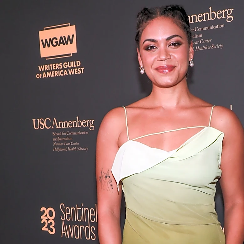 Netflix's Little House On The Prairie Reboot Star Barrett Doss Has Stunning Off-Screen Style