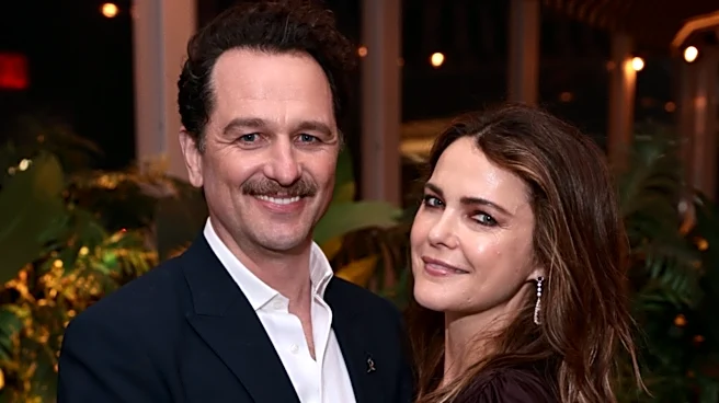 7 Of The Best Loved-Up Snaps Of Keri Russell And Matthew Rhys