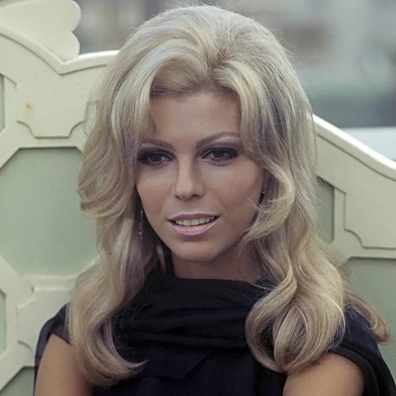 Not Twiggy, Not Jean Shrimpton: This Beauty Claims She Was The Real '60s Makeup Trendsetter