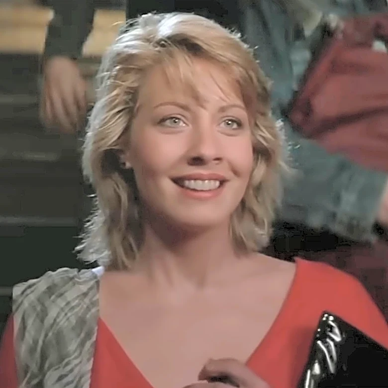 Remember '80s Star Linda Kozlowski? What The Crocodile Dundee Actor Looks Like Today