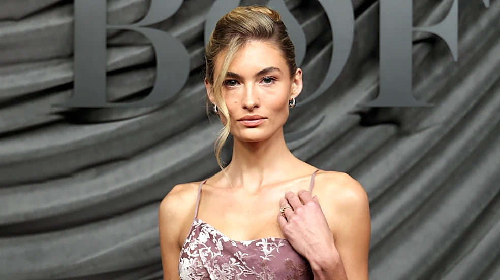 2016 Vs. 2026: Side-By-Side Photos Of Victoria's Secret Model Grace Elizabeth's Transformation