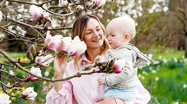 Vintage Floral Baby Names From The '30s & Beyond That Are Still Beautiful Today