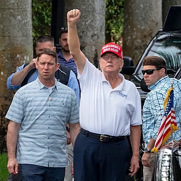 Donald Trump proposes making his Florida club a U.S. presidential golf course