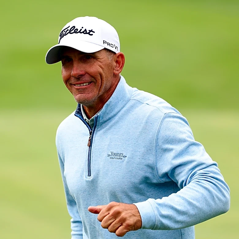 Former school teacher shares lead, chases dream win on PGA Tour Champions