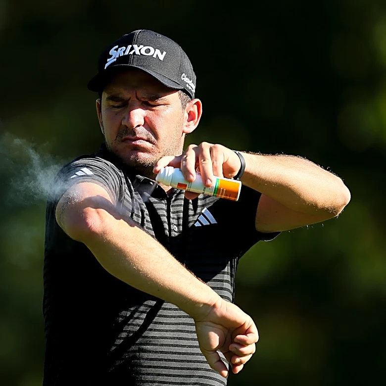 Caddie quits on PGA Tour pro mid-round