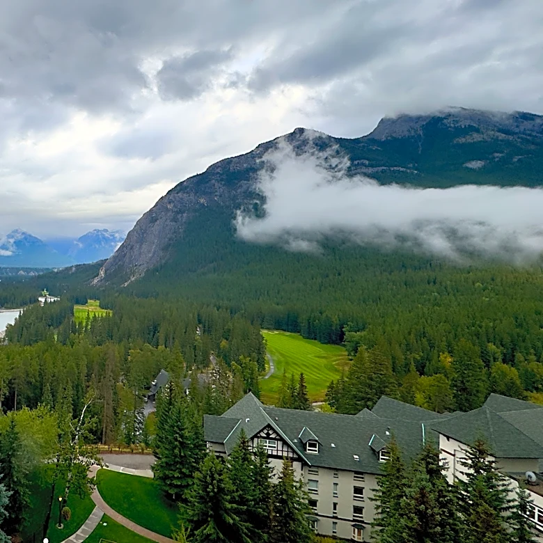 I played golf in the Canadian Rockies. Here’s what I’m glad I packed
