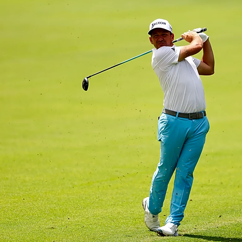 Alejandro Tosti finds new caddie for Bank of Utah after mid-round quit