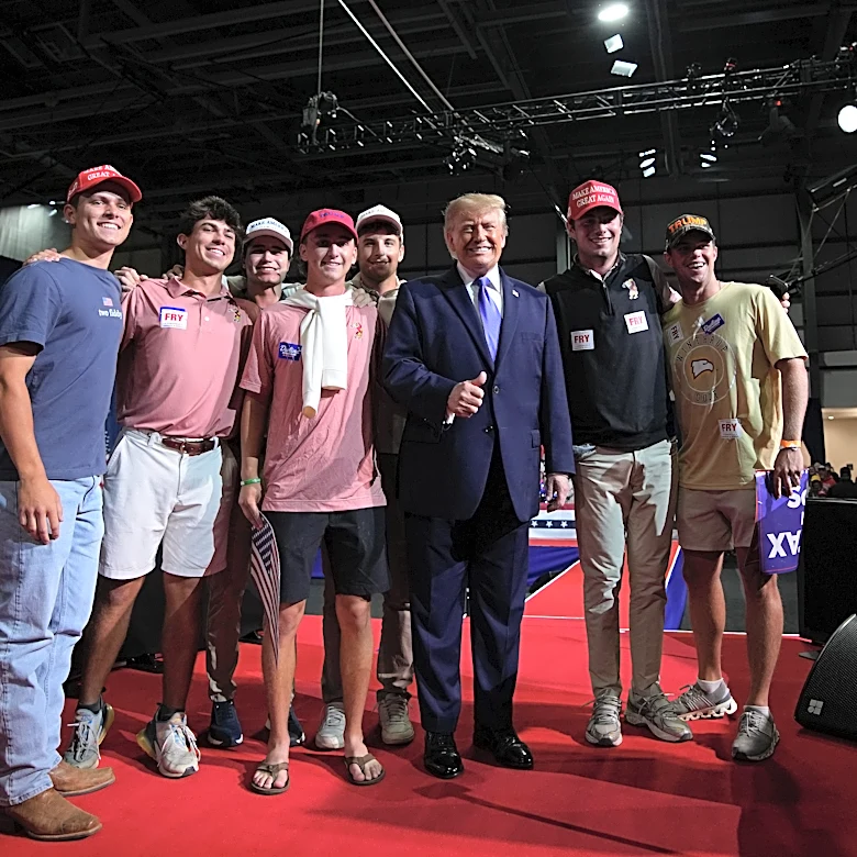 Donald Trump surprises college golf team, brings them on stage at South Carolina rally