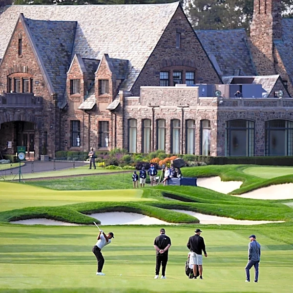 AJGA auction taking bids on golf at Winged Foot, Oakmont, Sunningdale, more
