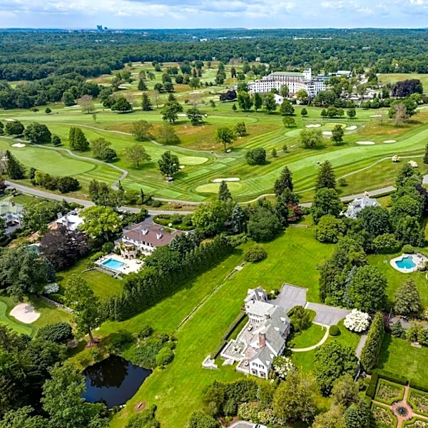 Four incredible golf course homes for sale (Oct. 30): See three clubs from this NY stunner