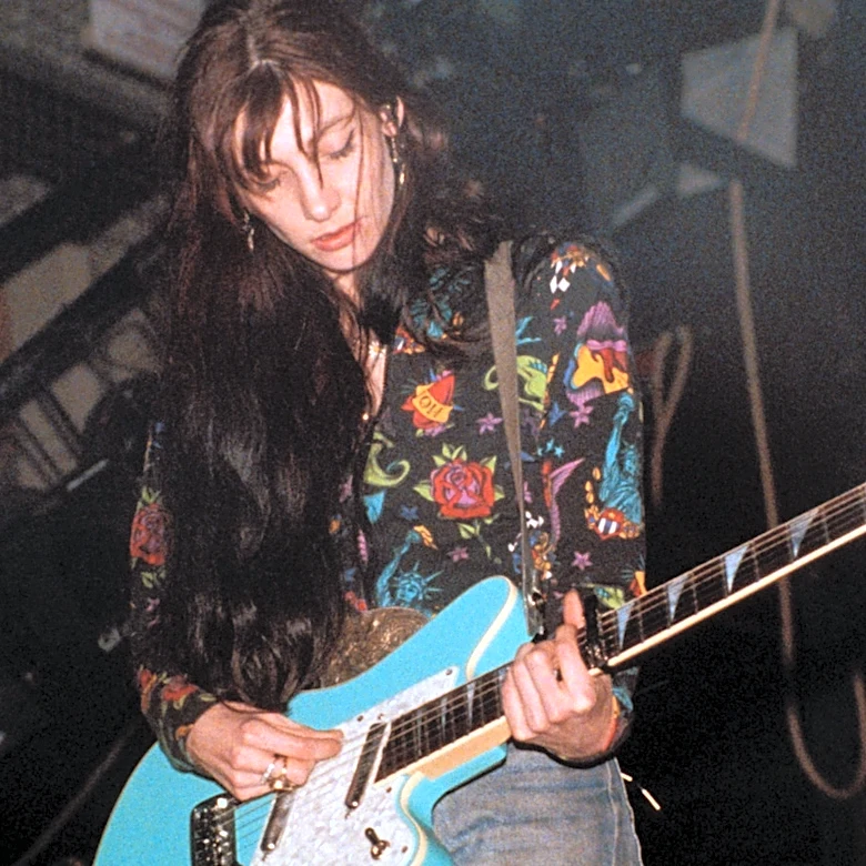 Shoegaze Never Had A No. 1 Hit — But These 5 Songs Prove The Genre's Incredible Influence