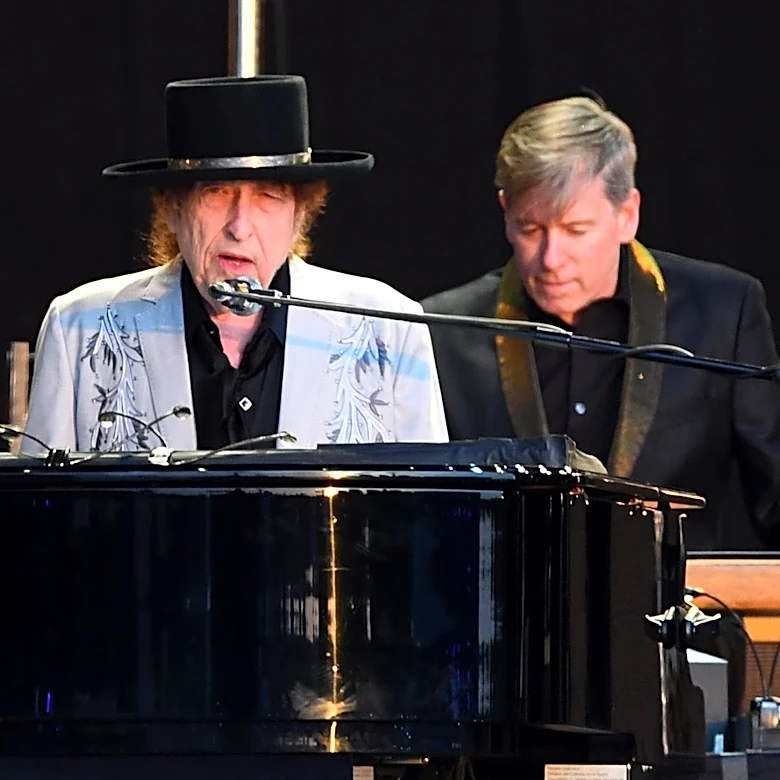 At 78, Bob Dylan Finally Nailed A No. 1 Billboard Hit With This Epic 17-Minute Song