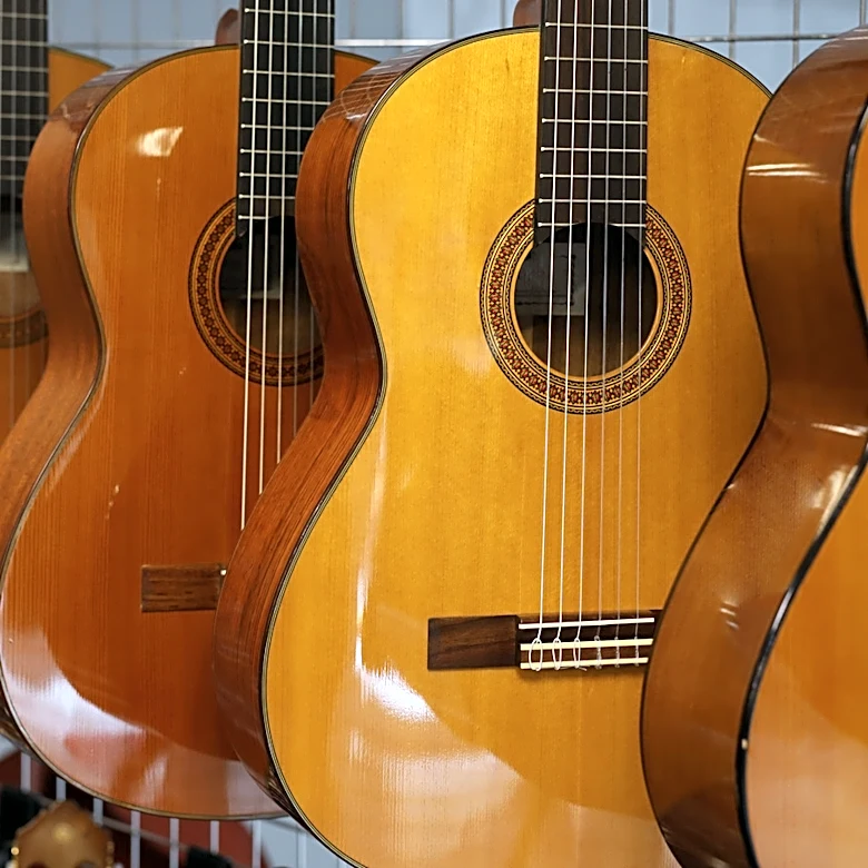 How Long Do Acoustic Guitars Usually Last?