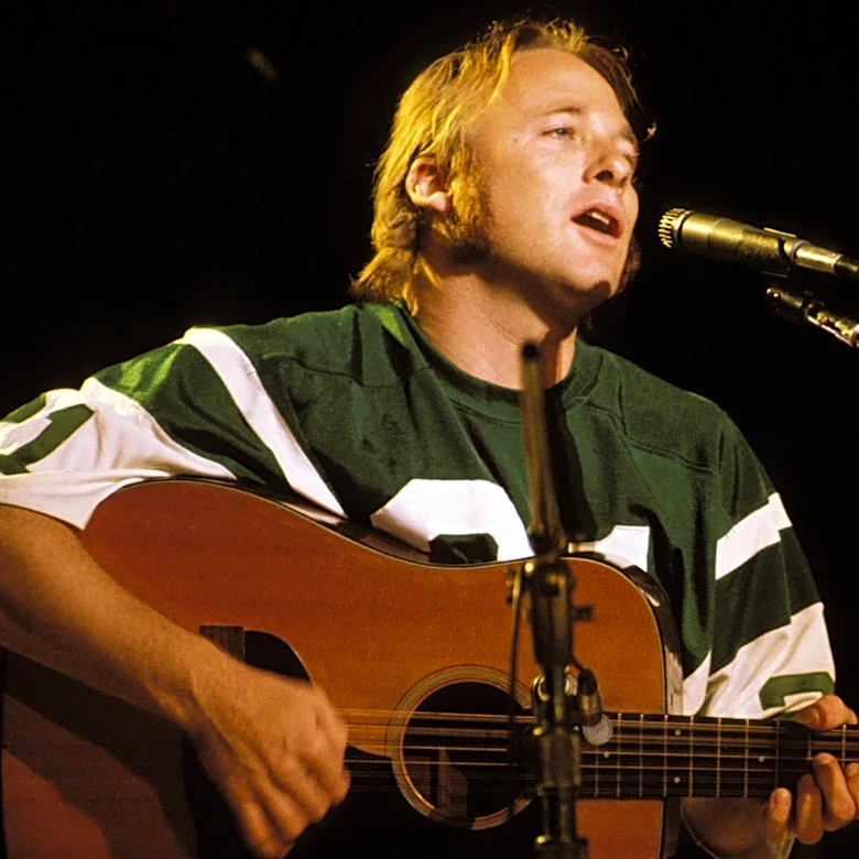 5 Classic Albums That Define Folk Rock