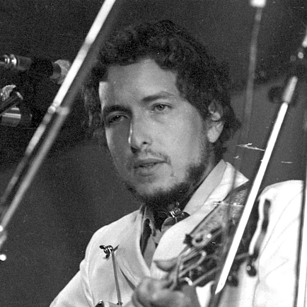 10 Essential Folk Rock Songs For Any Soul-Searching Road Trip