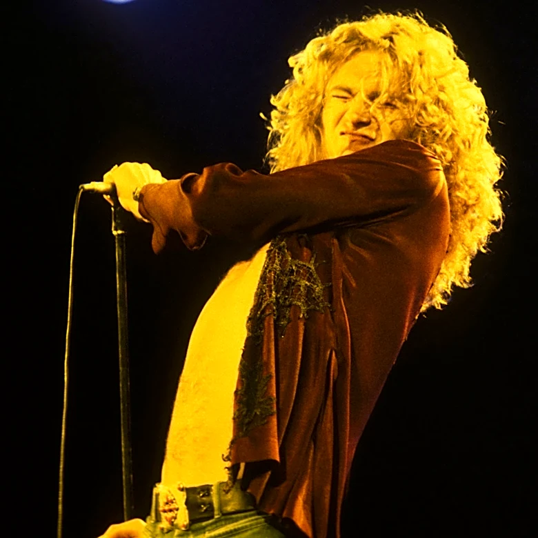 5 '70s Artists Whose Biggest Hits Happened By Accident