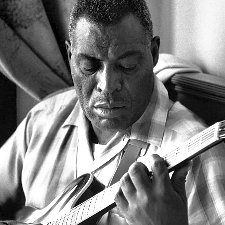 10 Vinyl Records Every Blues Fan Should Already Own