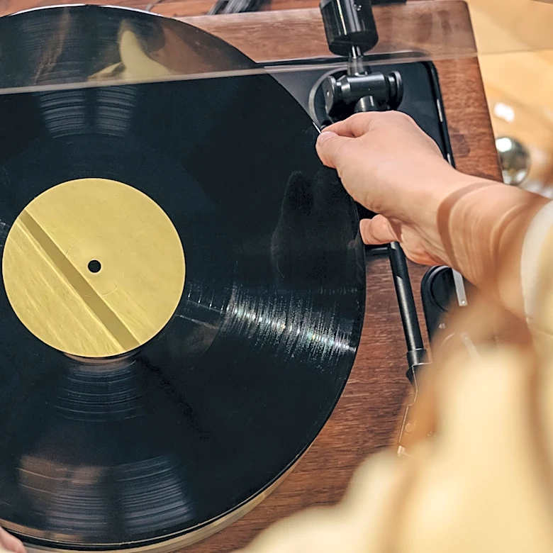 Should You Store Vinyl Records In Paper Or Plastic?