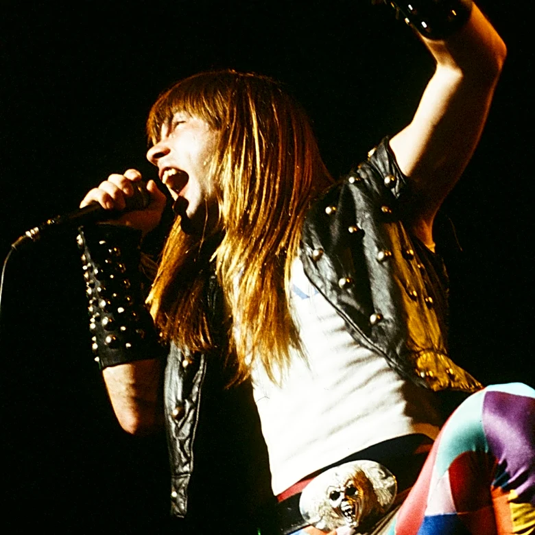 9 Rock Bands Who Lost Their Original Singer But Found A Second Life With A New One