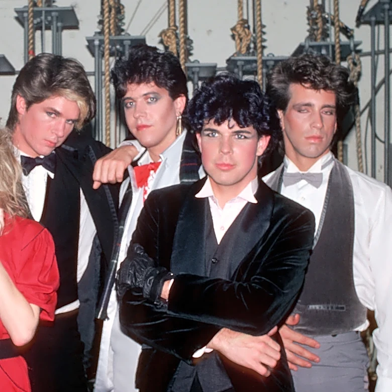 5 Love Songs That Take Gen X Back To Their First High School Dance