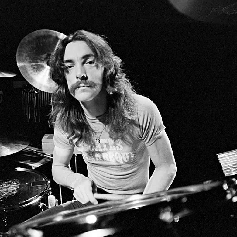 The 5 Best Songs With Epic Drum Solos At The Beginning