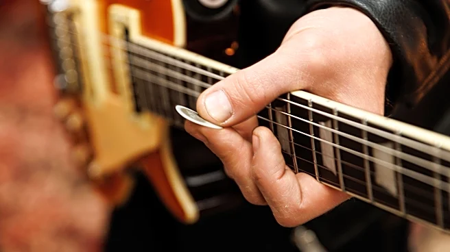 How Long Should Guitar Picks Last?