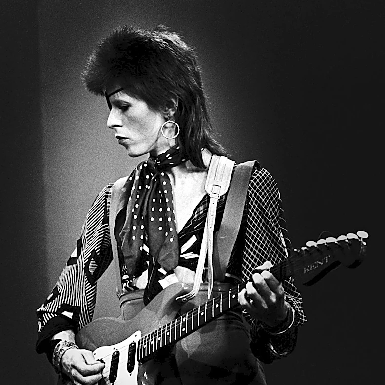The 1972 David Bowie Performance That Defined Glam Rock