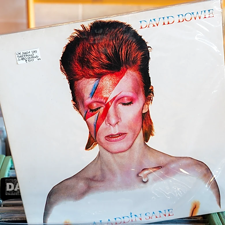 5 David Bowie Vinyls That Every True Fan Should Already Own