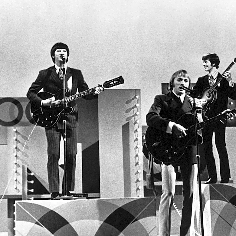 5 Buffalo Springfield Songs That Prove 1966 Was The Best Year Of Their Career