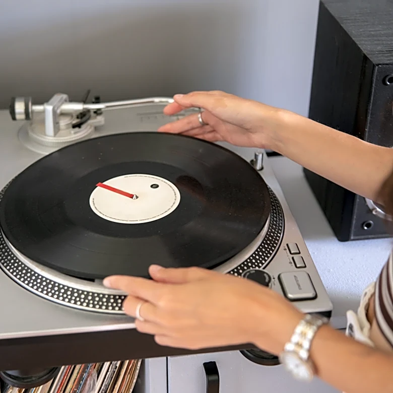 The Best Vinyl Record Player Setups For Beginners