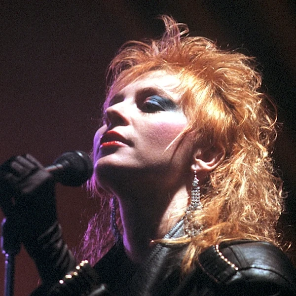 This Cinematic 1986 Pop No. 1, Partially Written By A Mechanic, Hit The Top Of The Charts 40 Years Ago Today