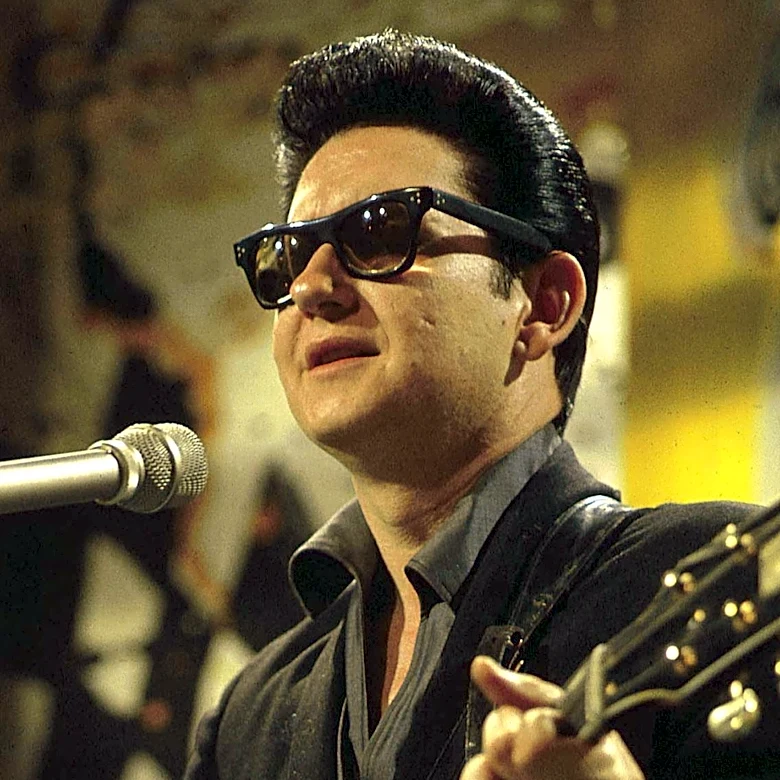 The Top 10 Hits That Took Over Summer 1960
