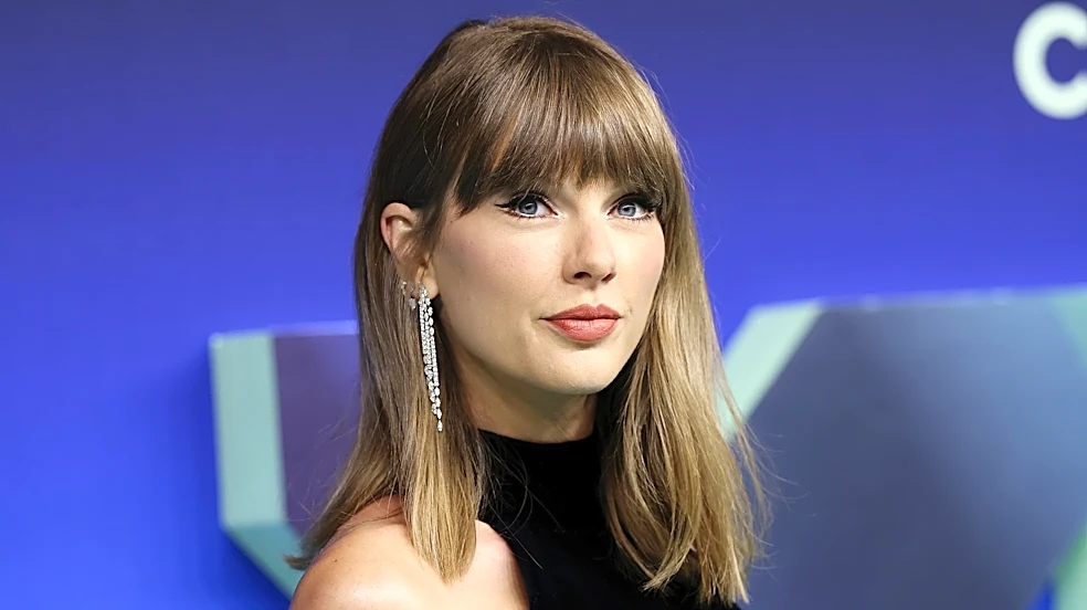 Quote Of The Day By Taylor Swift: 'I'm Trying To Tell You That Losing Things Doesn't Just Mean Losing. A Lot Of The Time...'
